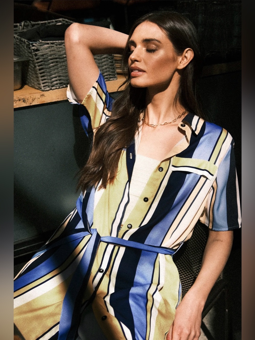 Cupshe • Women’s Blue & Yellow Stripe Collared Front Button Midi T-Shirt Dress - Picture 5 of 6